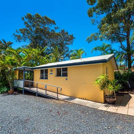Safety Beach Bungalows Woolgoolga Exterior photo
